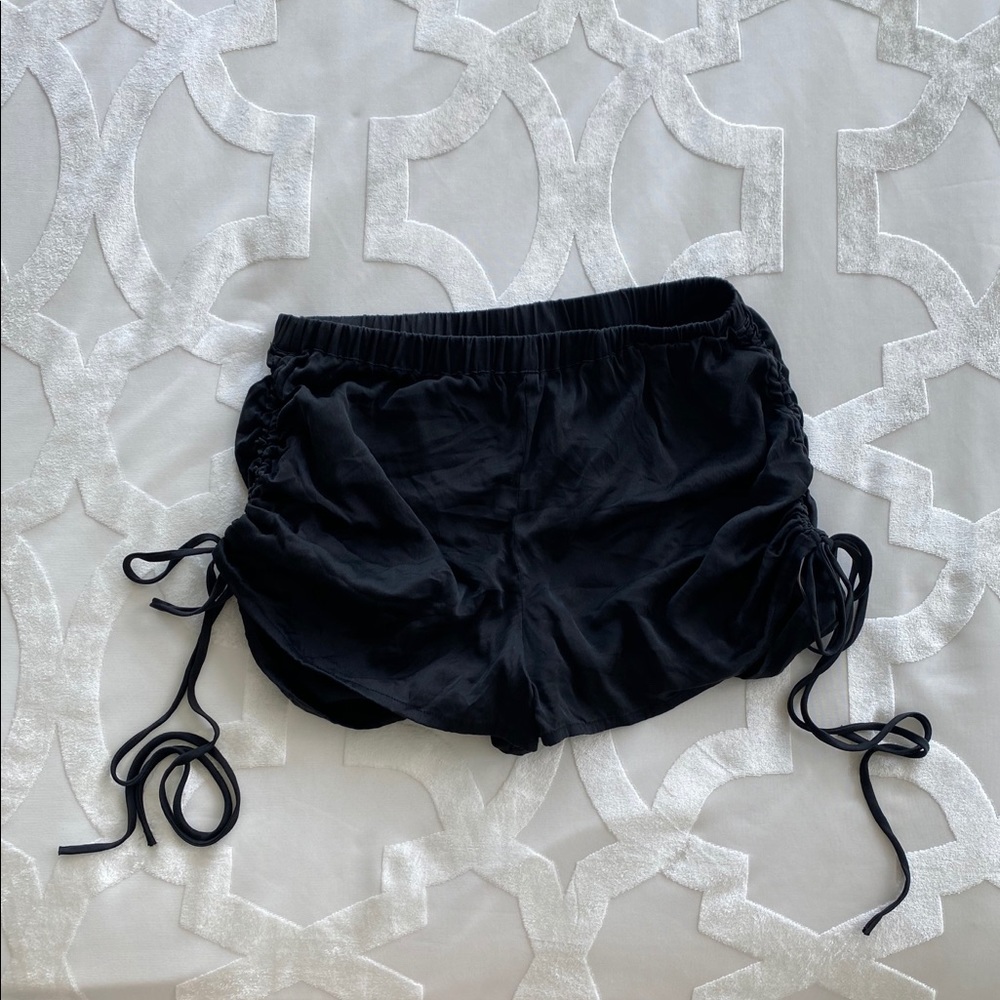 Aiello by frankies bikinis: beach shorts